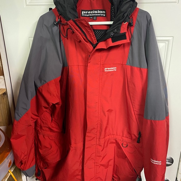 Precision Mountaineering Blk/Red jacket. SIZE 2XL - Picture 1 of 10